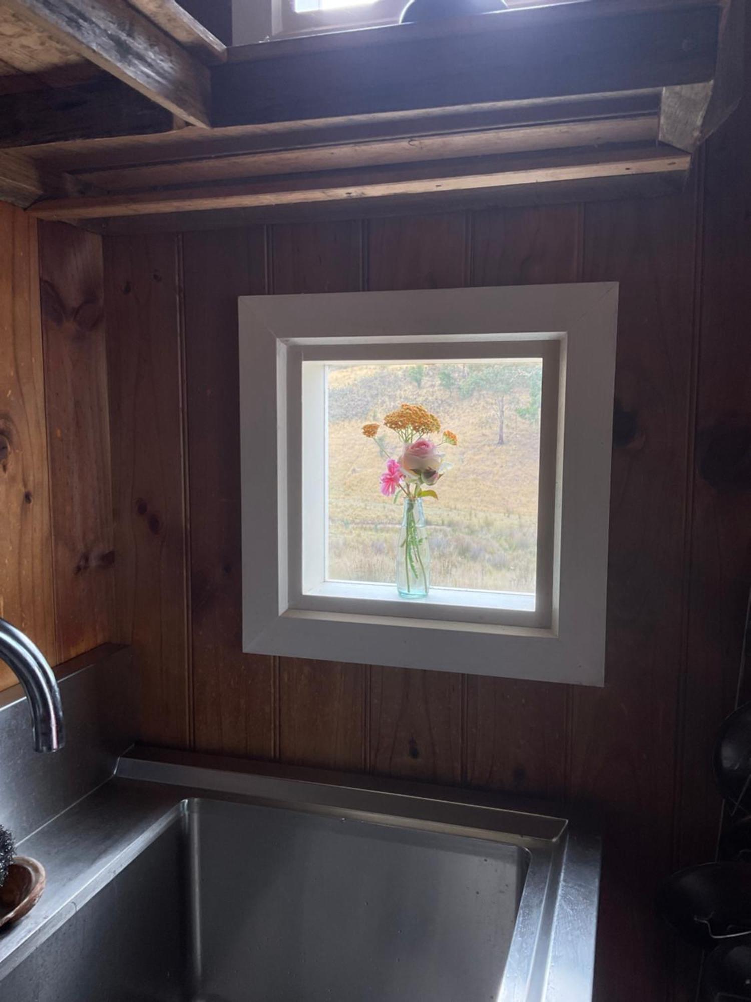 The Woolshed And Farmhouse Blue, Bruny Island Barnes Bay Eksteriør billede